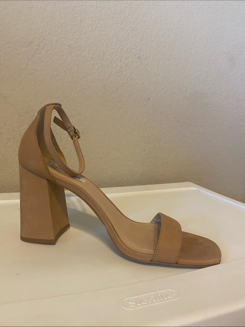 Steve Madden Tan Block Heel Ankle Strap Sandal